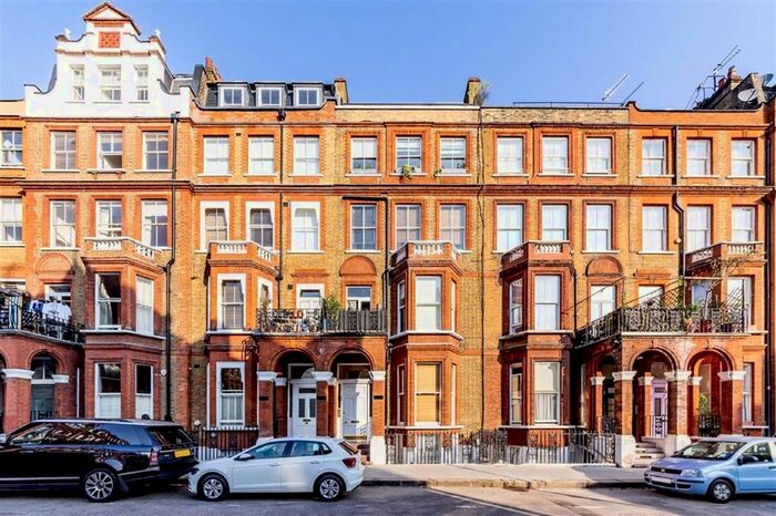 2 Bedroom Flat To Rent In Wetherby Place, London, SW7