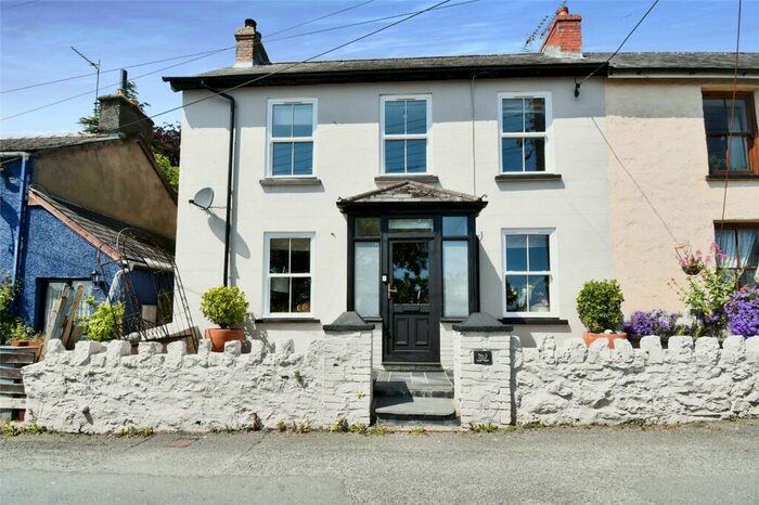 4 Bedroom House To Rent In Goodwick, SA64