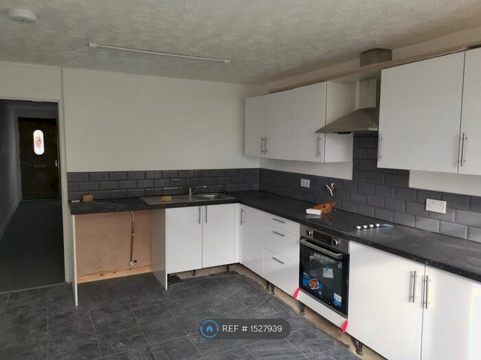 4 Bedroom Terraced House To Rent In Whitchurch Way, Halton Lodge, Runcorn, WA7