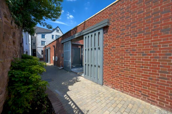 2 Bedroom Bungalow To Rent In Priest Mews, Ross-On-Wye, HR9