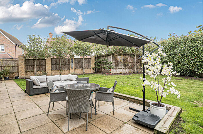 3 Bedroom Detached House For Sale In Tower Gardens, Mortimer Common, Reading, Berkshire, RG7