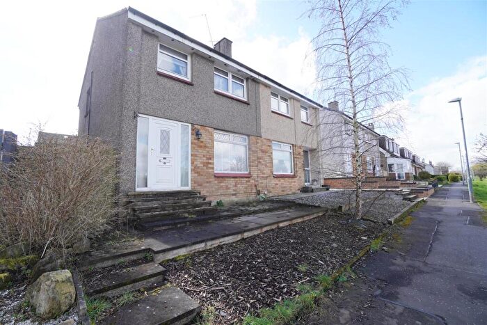 3 Bedroom Semi-Detached House For Sale In Gartconner Avenue, Kirkintilloch, Glasgow, G66