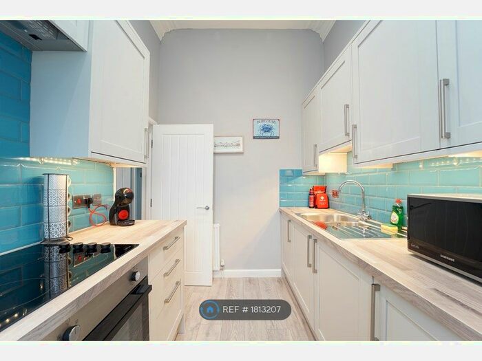 1 Bedroom Flat To Rent In Number, Weston Super Mare, BS23