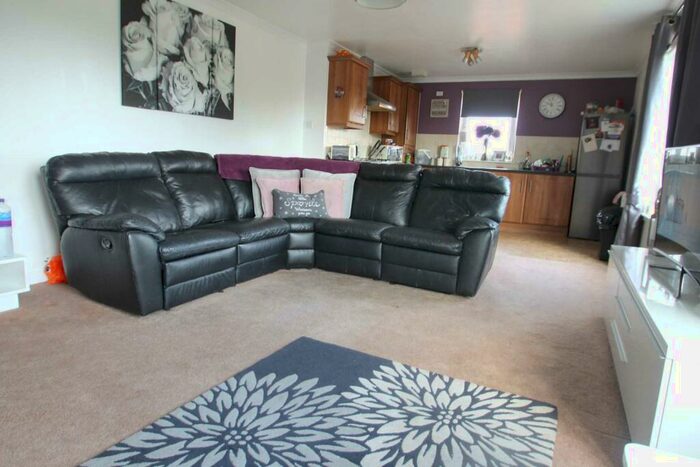 2 Bedroom Flat To Rent In Cocklebie Road Stewarton, KA3