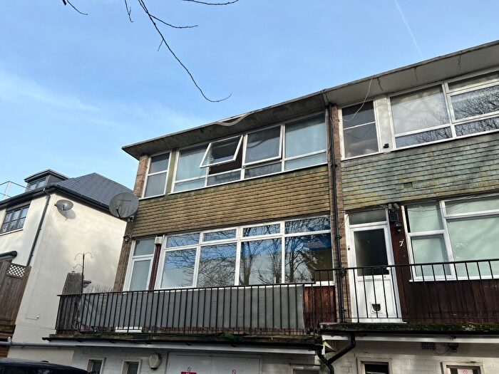 2 Bedroom Flat To Rent In Walden Road, Chislehurst, BR7