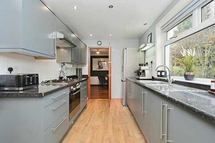 4 Bedroom Detached House For Sale In Mortonhall Park Drive, Edinburgh, EH17