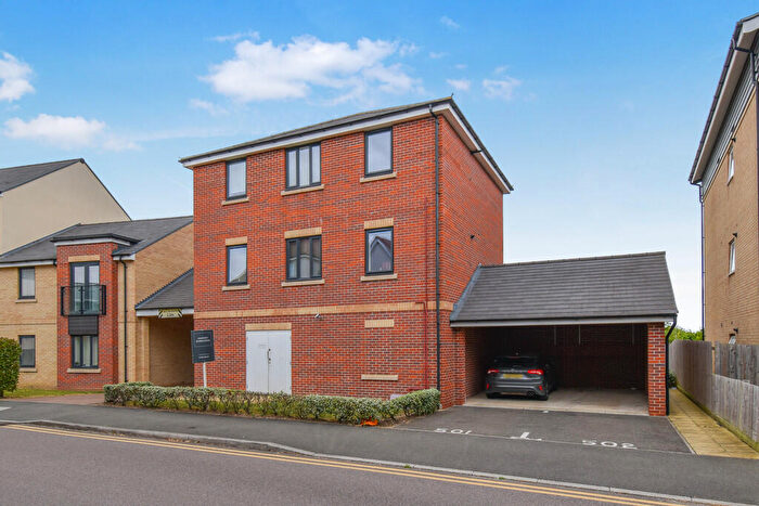 2 Bedroom Apartment For Sale In Sullivan Court, Biggleswade, SG18