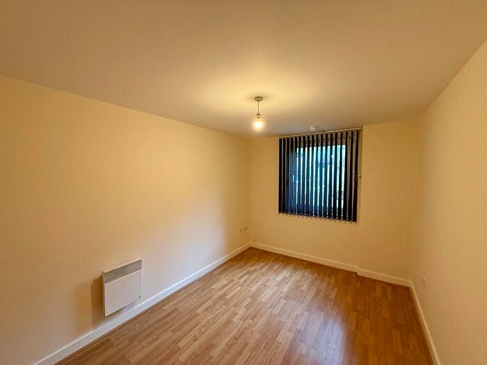 2 Bedroom Apartment To Rent In The Quartz, Hall Street, Birmingham, B18