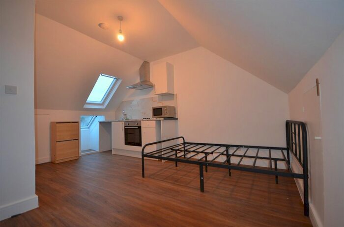 1 Bedroom Studio To Rent In Tunley Road, Harlesden, London, NW10