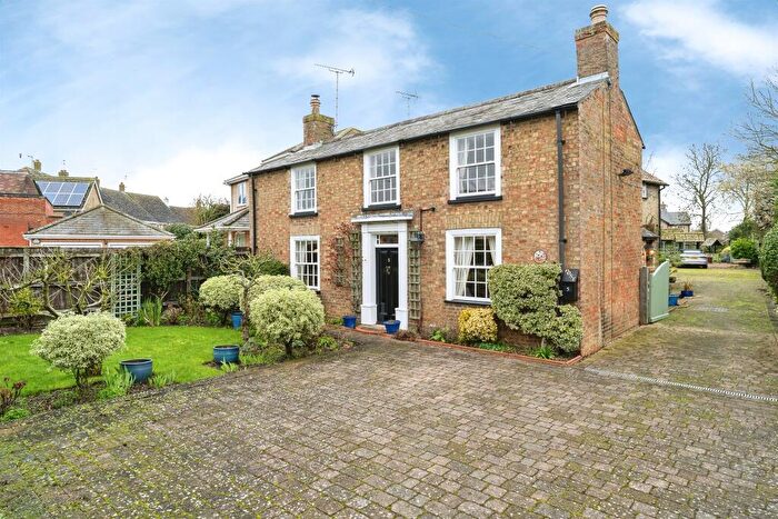 5 Bedroom Detached House For Sale In High Street, Warboys, Huntingdon, PE28