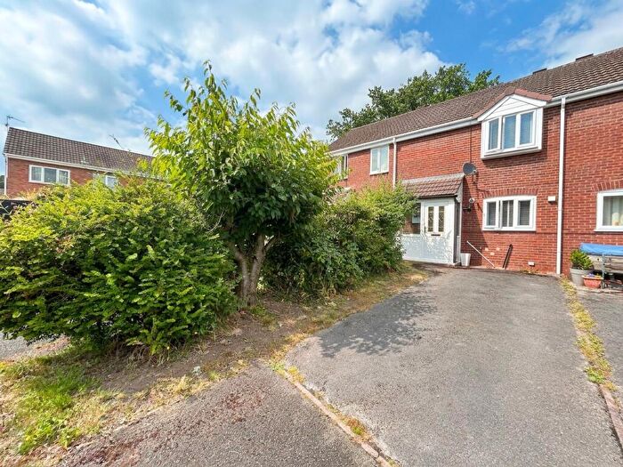 2 Bedroom Terraced House For Sale In Glenorchy Close, Holmes Chapel, CW4