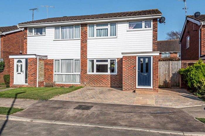 3 Bedroom Semi Detached House For Sale In Saltings Way, Upper Beeding, West Sussex, BN44