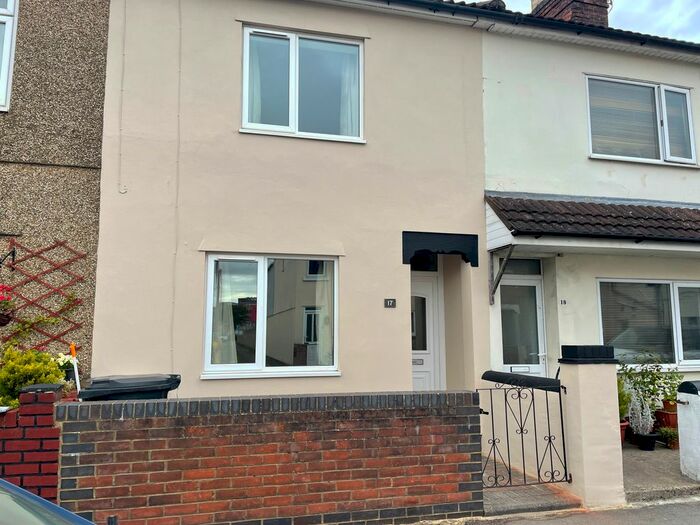 3 Bedroom Terraced House To Rent In Alfred Street, Swindon, SN1
