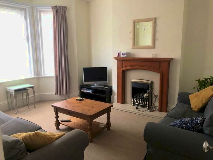 4 Bedroom Detached House To Rent In Parker Road, Winton, Bournemouth, BH9