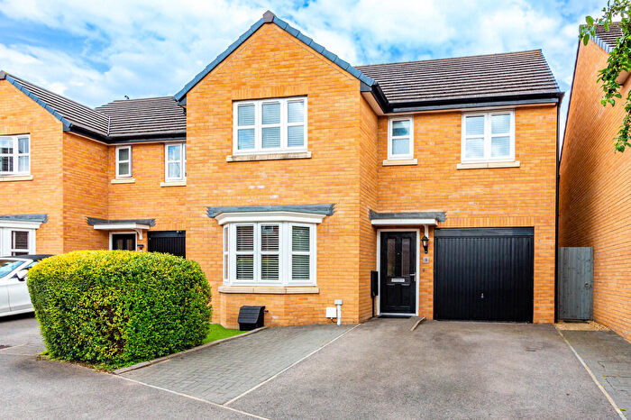 4 Bedroom Detached House For Sale In Pippin Lane, Higham Ferrers, NN10