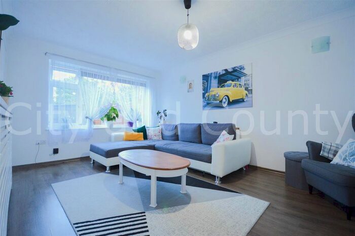 3 Bedroom Terraced House To Rent In Barnstock, Bretton, Peterborough, PE3