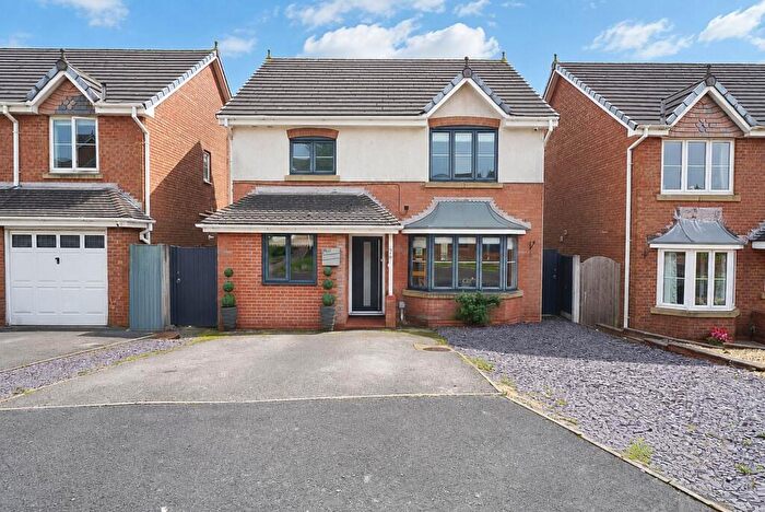 4 Bedroom Detached House For Sale In Delph Way, Whittle-Le-Woods, PR6