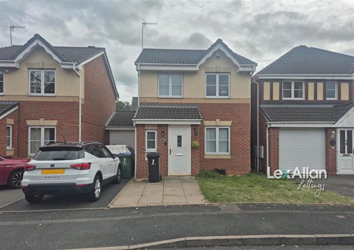 3 Bedroom Detached House To Rent In Slater Close, Cradley Heath, B64