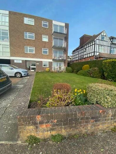 2 Bedroom Flat To Rent In Seabrook Road, Hythe, CT21