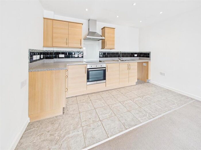 2 Bedroom Flat For Sale In Gramercy Park, Bannerbrook, Coventry, CV4