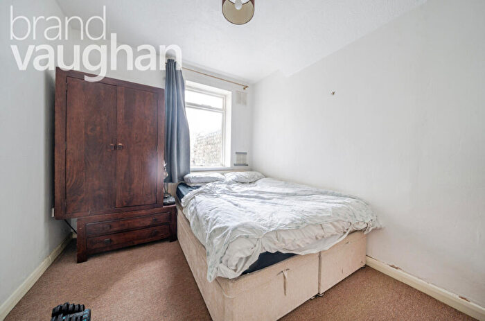 1 Bedroom Flat To Rent In Elm Grove, Brighton, East Sussex, BN2