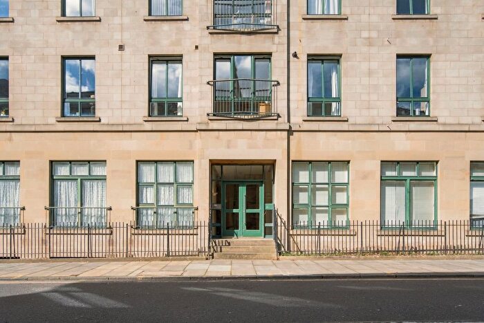 1 Bedroom Flat For Sale In East Fountainbridge, Fountainbridge, Edinburgh, EH3