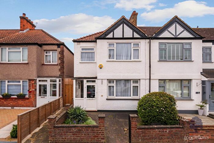 3 Bedroom End Of Terrace House To Rent In Castleton Road, Mitcham, CR4