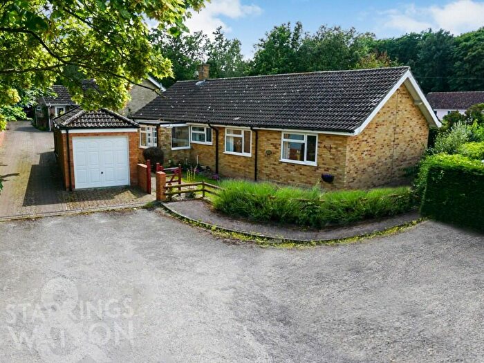 3 Bedroom Detached Bungalow For Sale In St. Marys Close, Flixton, Bungay, NR35