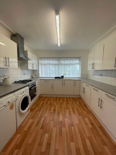3 Bedroom Flat To Rent In Moss Bank Court, Long Lane, Ormskirk, L39