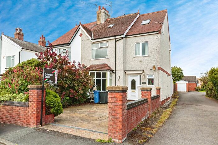 4 Bedroom Semi-detached House For Sale In Marsh Road, Thornton-Cleveleys, Lancashire, FY5