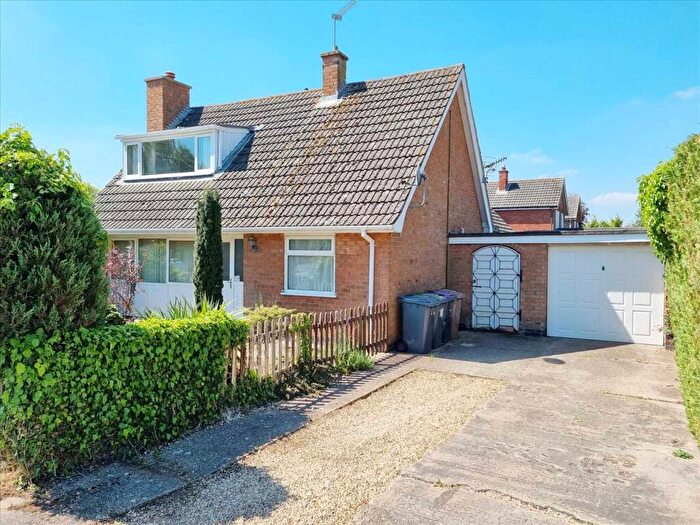 3 Bedroom Detached House For Sale In Ash Tree Close, Ruskington, NG34