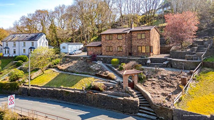 4 Bedroom Detached House For Sale In Pencadlys, Clydach Road, Ynysybwl, CF37