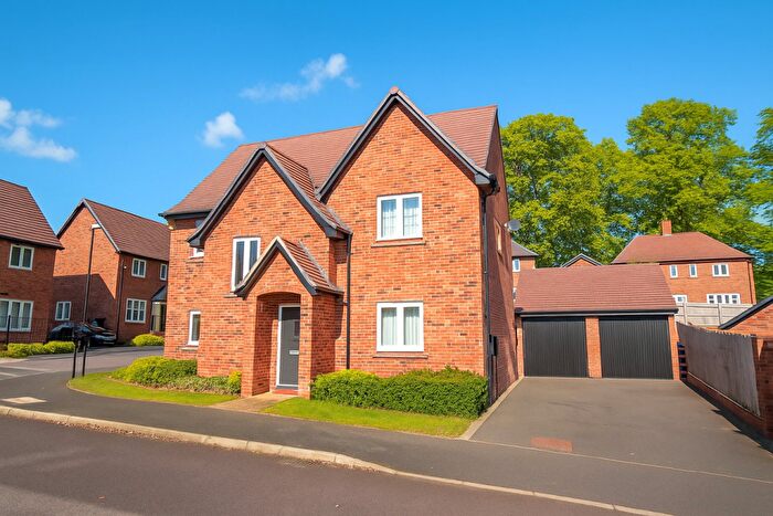 4 Bedroom Detached House For Sale In Redwood Road, Eden Park, Rugby, CV21