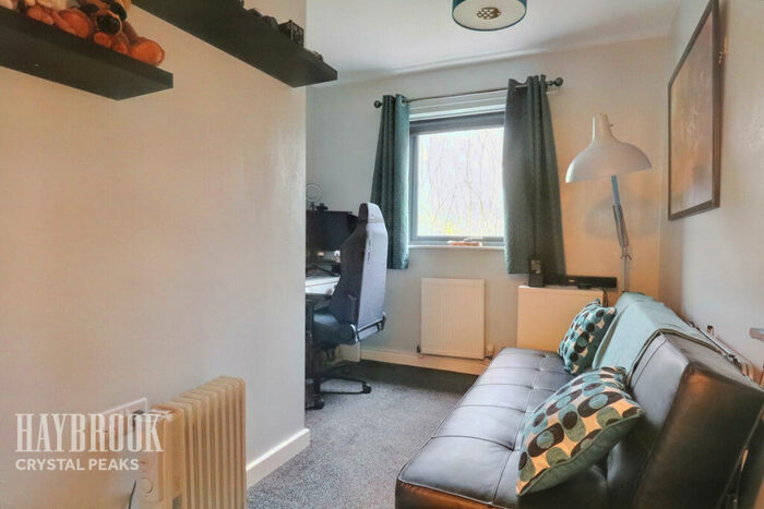 3 Bedroom End Of Terrace House For Sale In Silkstone Road, Hackenthorpe, S12