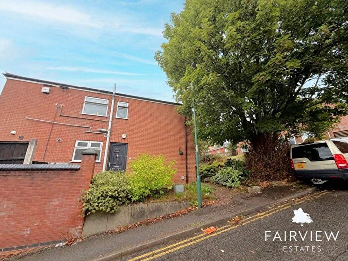2 Bedroom Maisonette To Rent In Cambria Mews, Nottingham, NG3