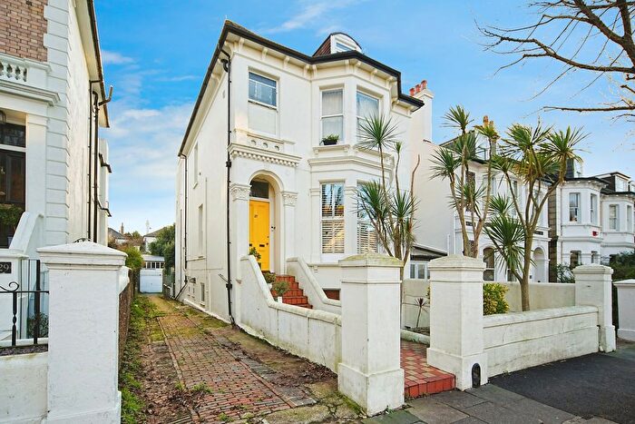 3 Bedroom Flat For Sale In Goldstone Villas, Hove, East Sussex, BN3