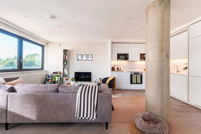 1 Bedroom Flat To Rent In Oasis Way, Wembley, HA9