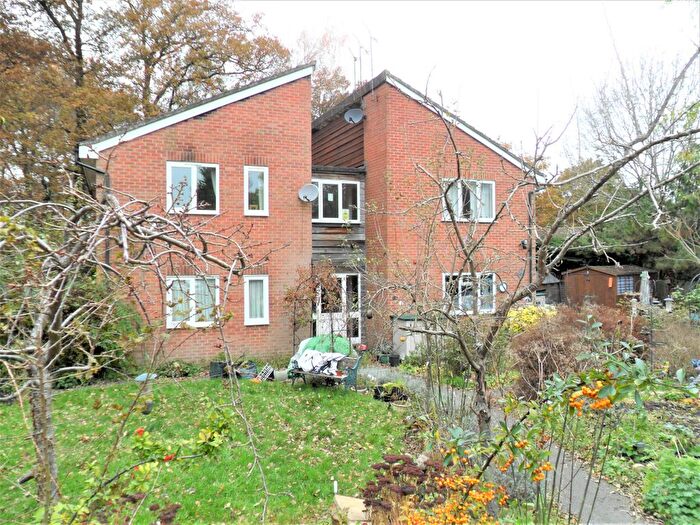 Studio To Rent In Wellington Avenue, Whitehill, GU35