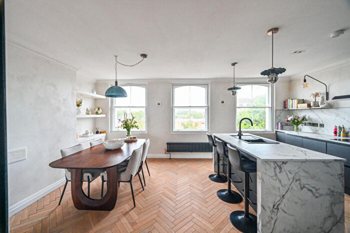 3 Bedroom Flat For Sale In Bow Road, Bow, London, E3