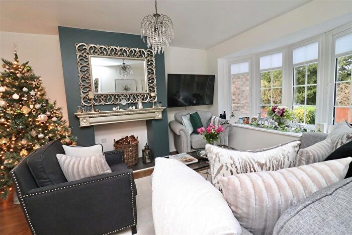 3 Bedroom Property For Sale In Chapel Hill, Welton, Brough, HU15