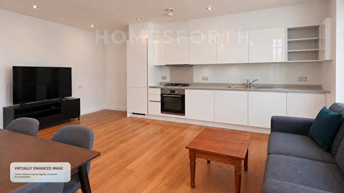 2 Bedroom Penthouse To Rent In Emerald House, Lansdowne Road, Croydon, CR0