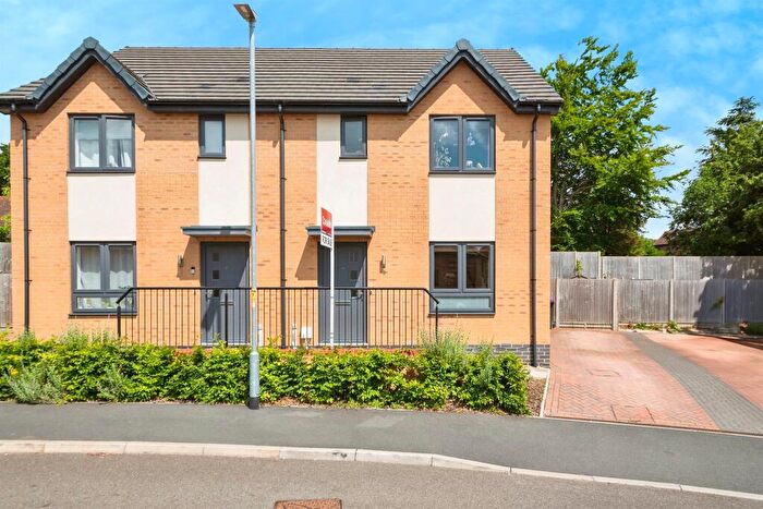 3 Bedroom Semi-Detached House For Sale In Jenkinson Crescent, Great Gonerby, Grantham, NG31