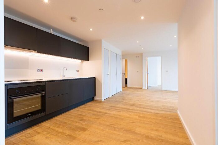 3 Bedroom Flat To Rent In Flat, Swan Street, Manchester, Greater Manchester, M4