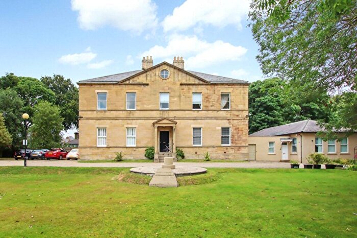 3 Bedroom Flat To Rent In Usworth Hall, Washington, Tyne And Wear, NE37