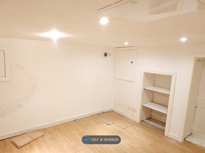 1 Bedroom Flat To Rent In Waverley St, Worcester, WR5
