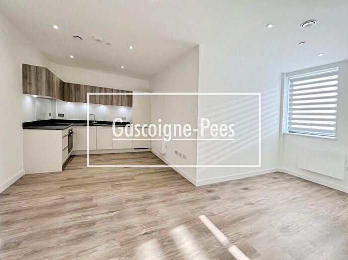 1 Bedroom Flat To Rent In Ashwood Way, Basingstoke, RG23