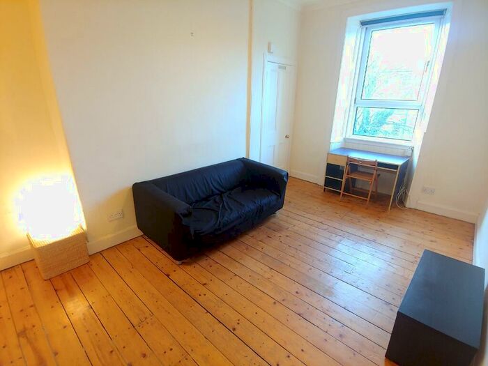 2 Bedroom Flat To Rent In Easter Road, Easter Road, Edinburgh, EH6