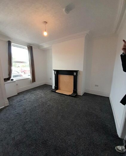 2 Bedroom Terraced House For Sale In Kings Road, Ashton-Under-Lyne, OL6