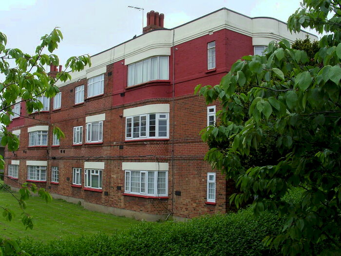 3 Bedroom Flat To Rent In Gilda Court, Mill Hill, London, NW7