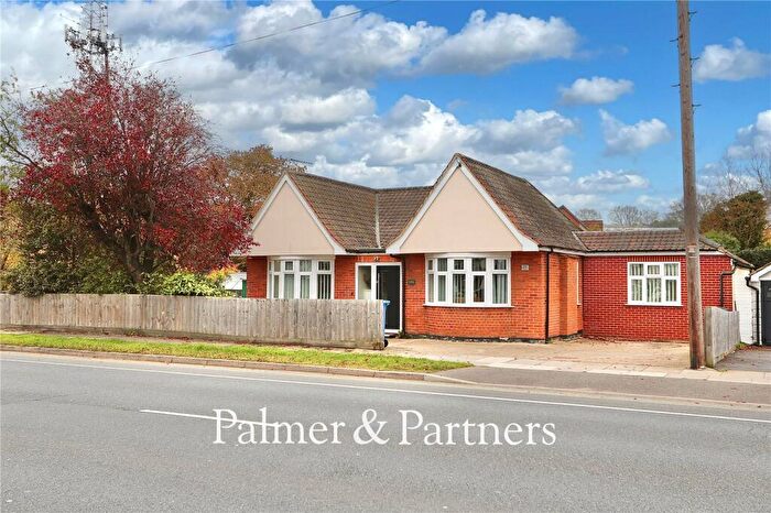 2 Bedroom Bungalow For Sale In Felixstowe Road, Ipswich, Suffolk, IP3